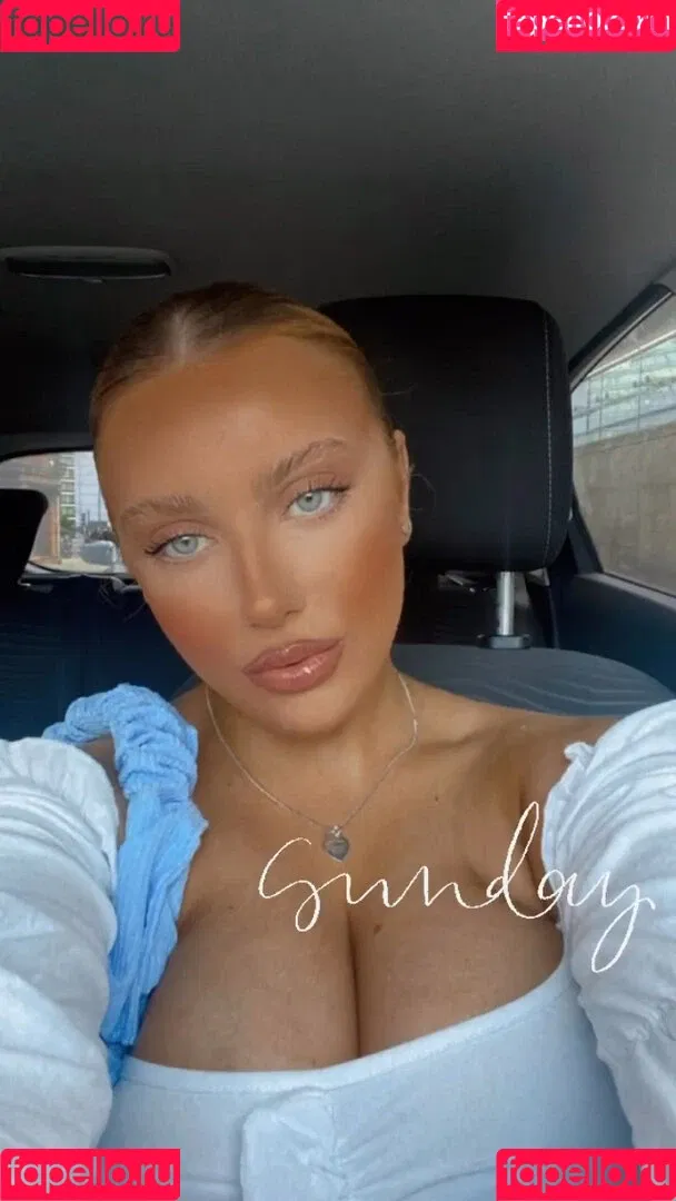 Aurora Onlyfans Photo Gallery 