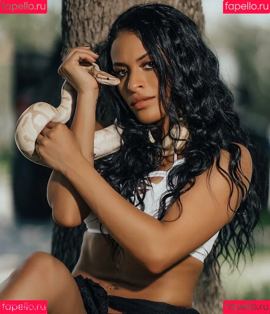 Zelina Vega Onlyfans Photo Gallery 