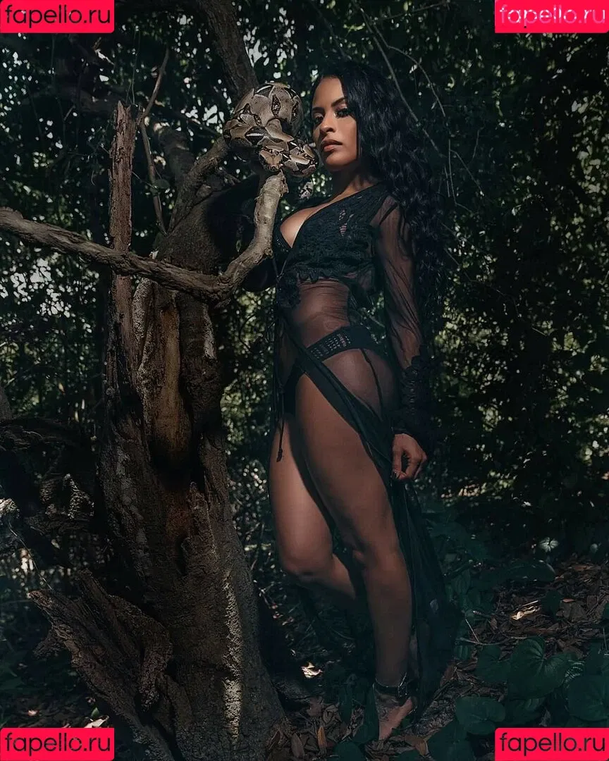 Zelina Vega Onlyfans Photo Gallery 