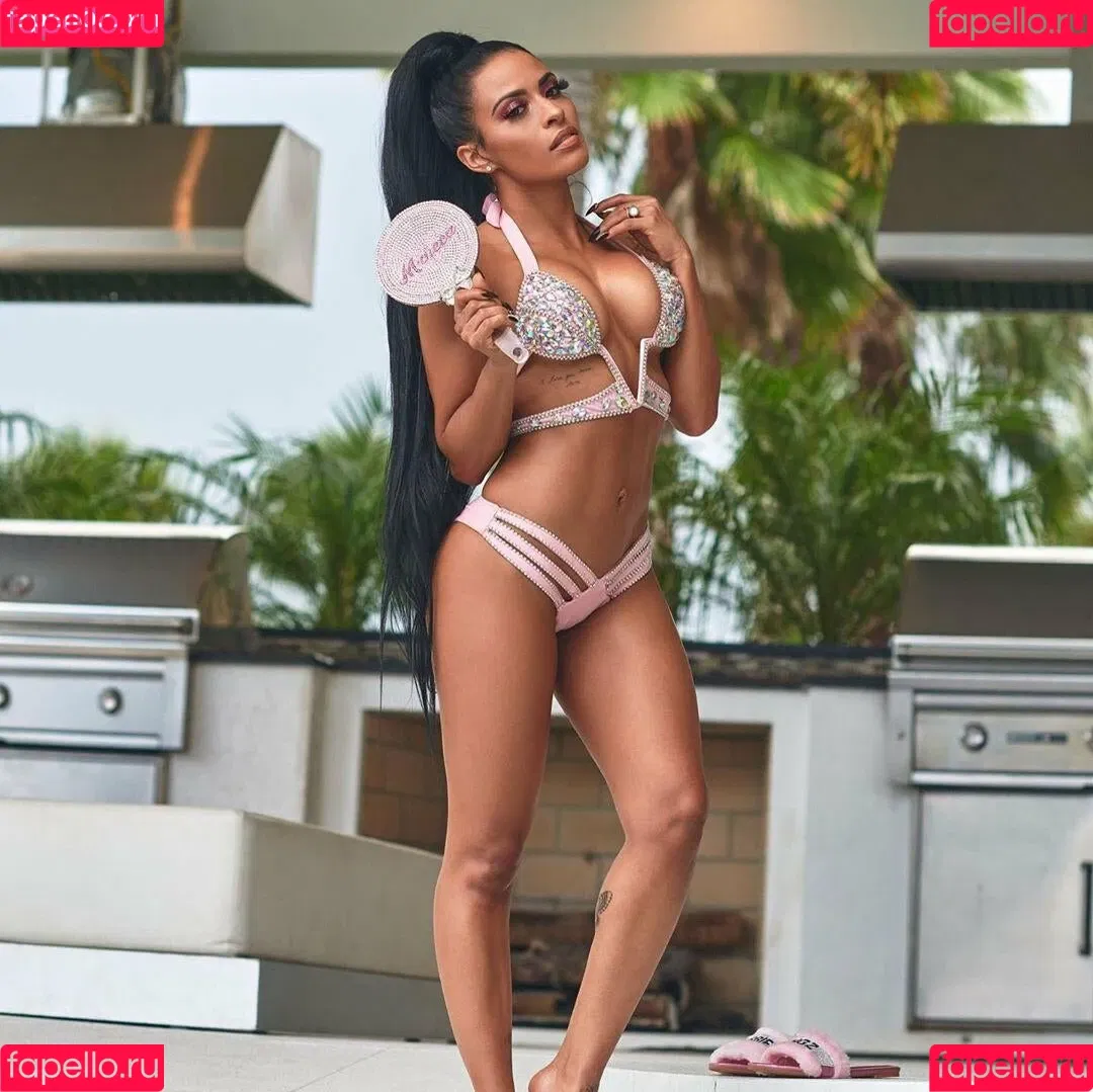 Zelina Vega Onlyfans Photo Gallery 