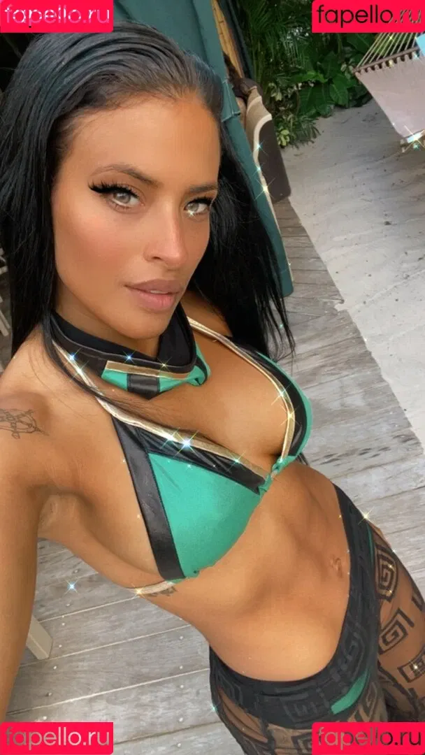 Zelina Vega Onlyfans Photo Gallery 