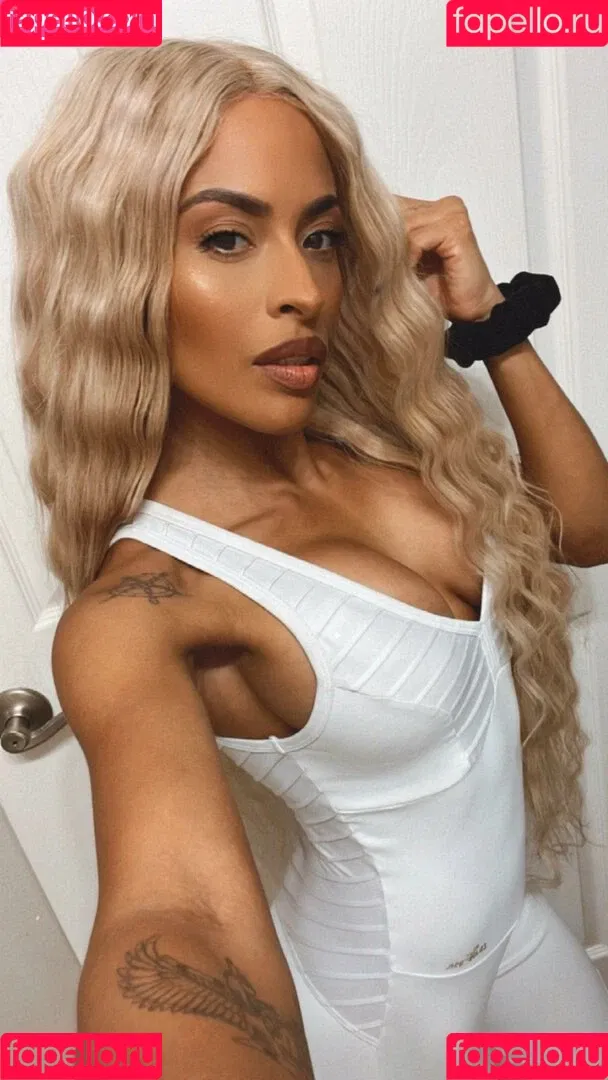 Zelina Vega Onlyfans Photo Gallery 