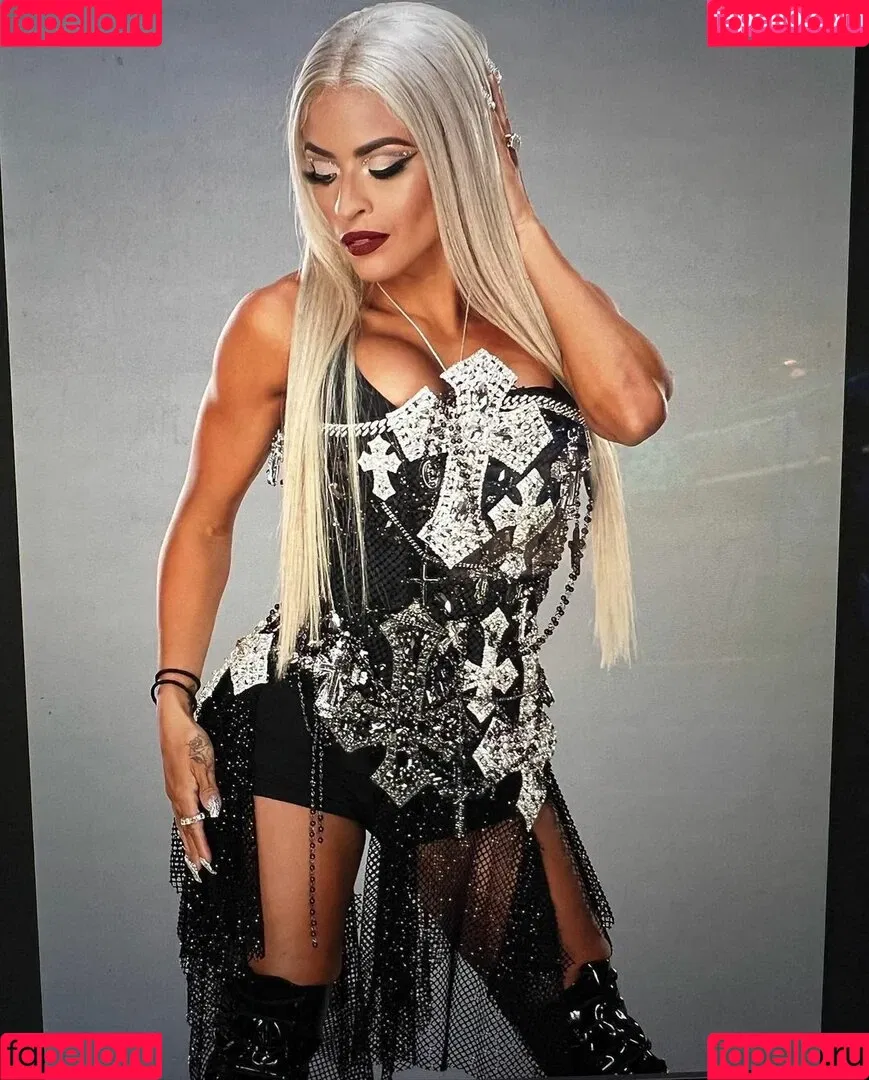 Zelina Vega Onlyfans Photo Gallery 