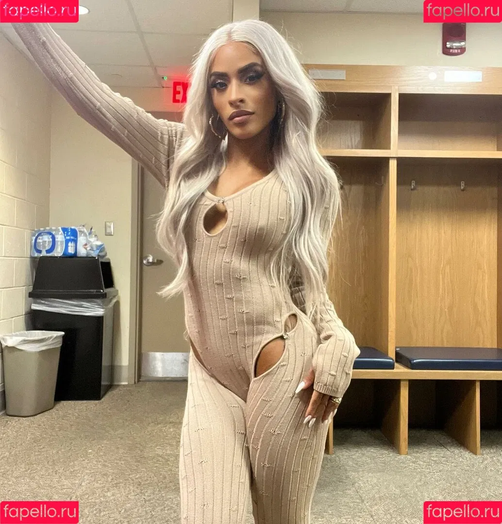 Zelina Vega Onlyfans Photo Gallery 