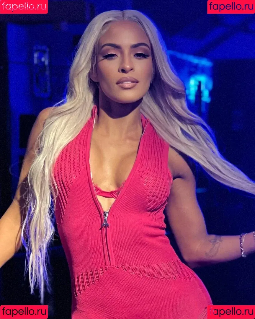 Zelina Vega Onlyfans Photo Gallery 