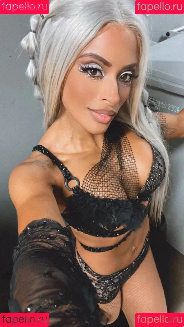 Zelina Vega Onlyfans Photo Gallery 