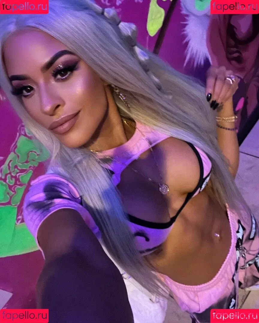 Zelina Vega Onlyfans Photo Gallery 
