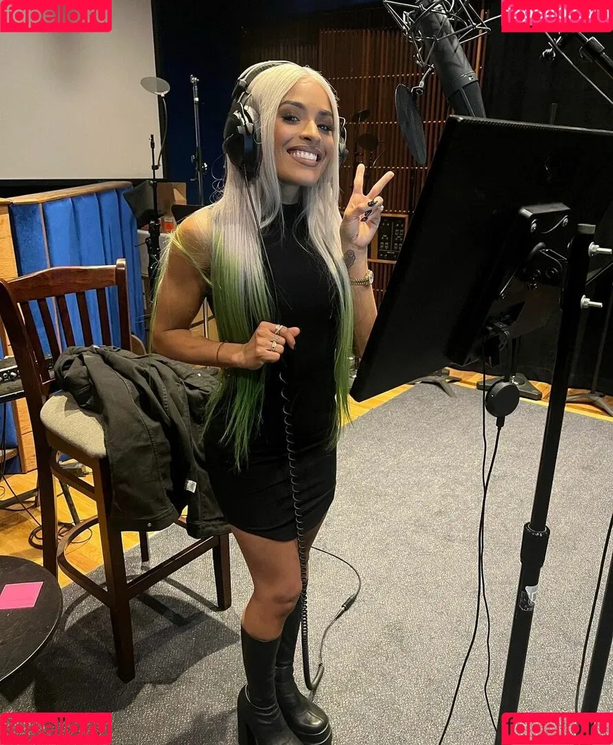 Zelina Vega Onlyfans Photo Gallery 