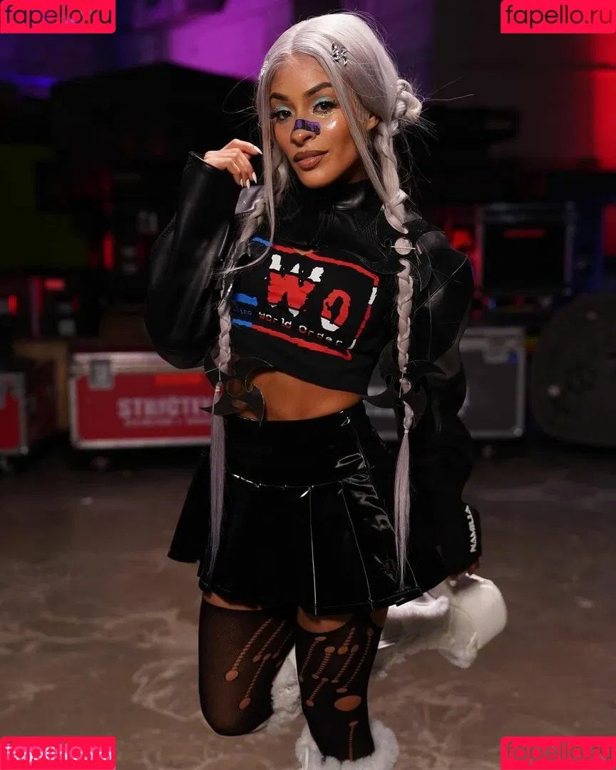 Zelina Vega Onlyfans Photo Gallery 