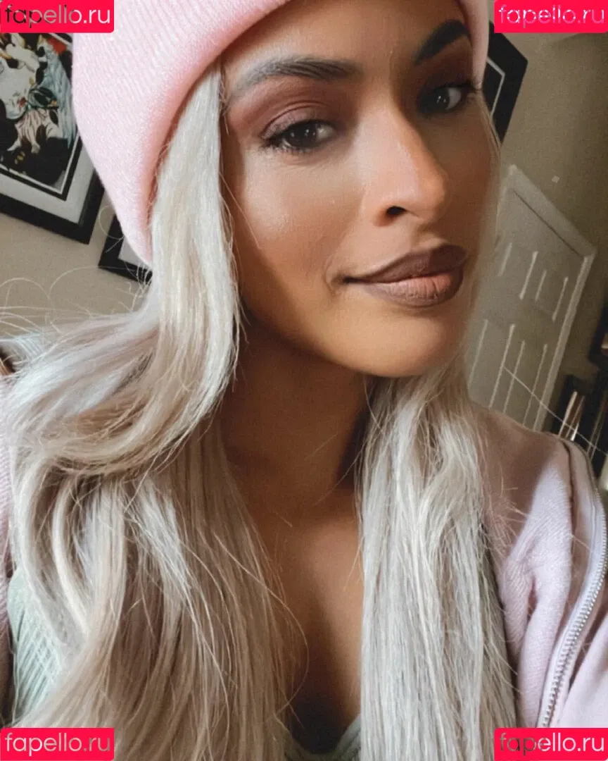 Zelina Vega Onlyfans Photo Gallery 