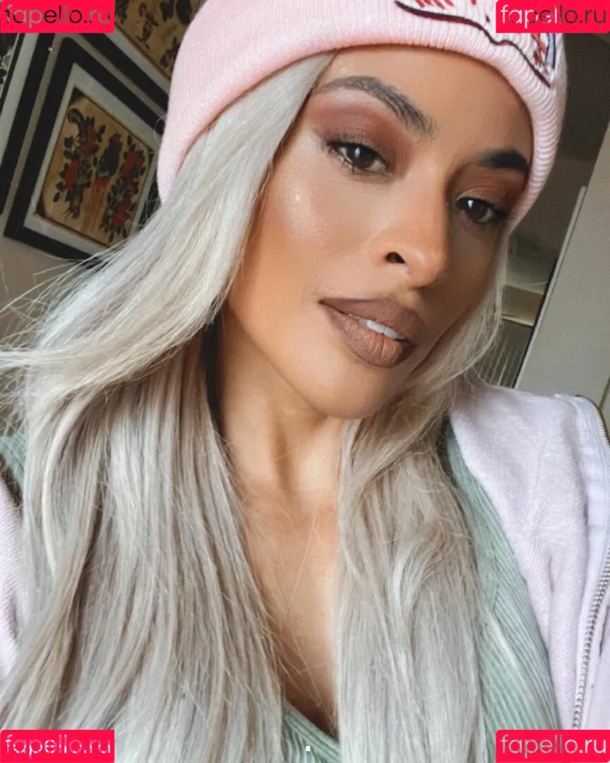 Zelina Vega Onlyfans Photo Gallery 