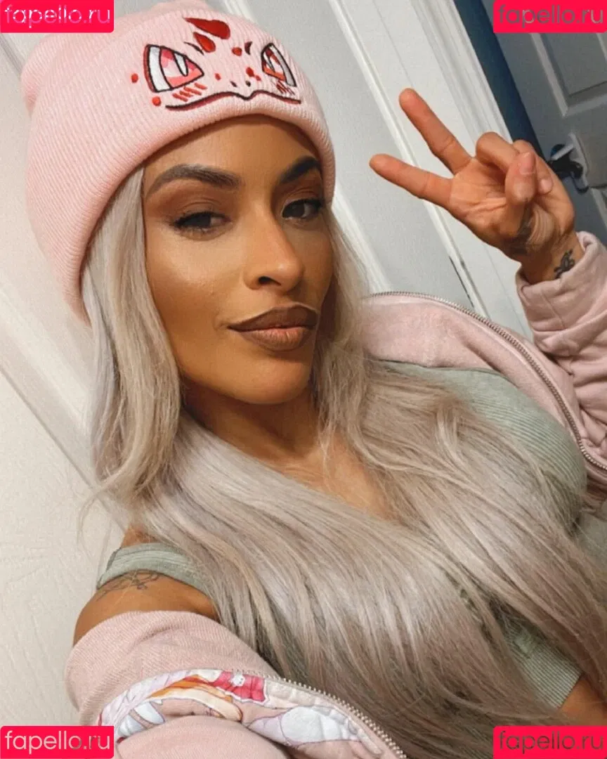 Zelina Vega Onlyfans Photo Gallery 