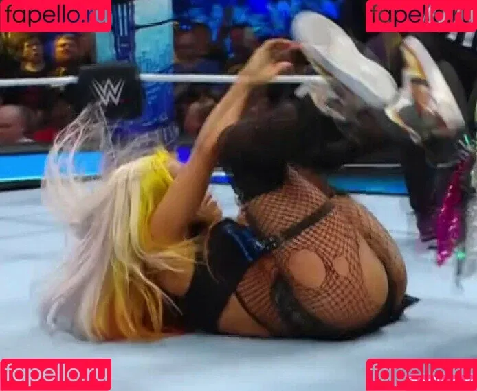 Zelina Vega Onlyfans Photo Gallery 