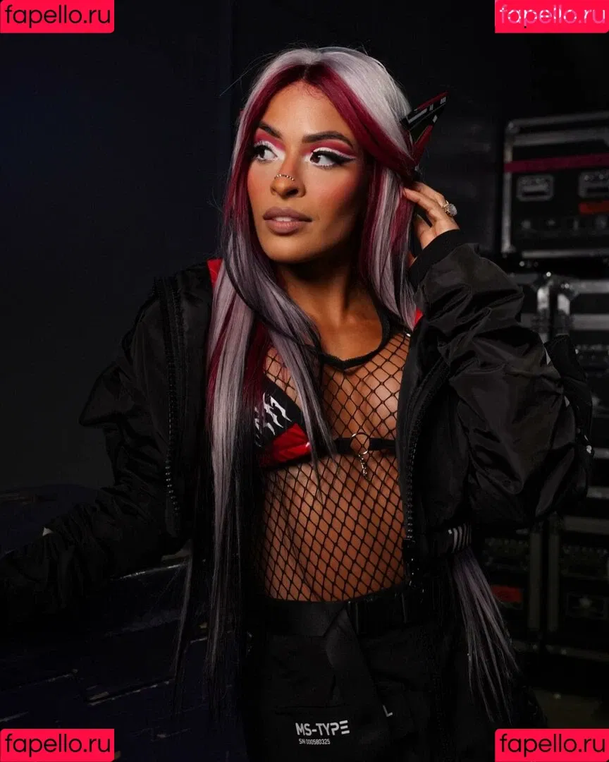 Zelina Vega Onlyfans Photo Gallery 