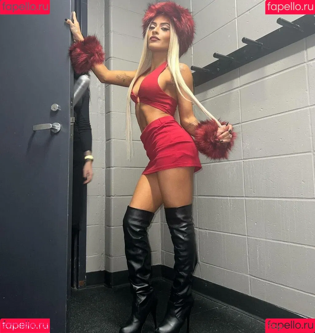Zelina Vega Onlyfans Photo Gallery 