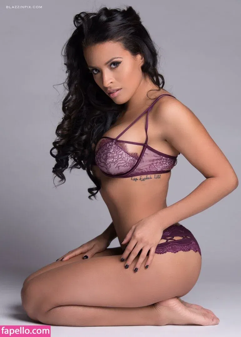 Zelina Vega Onlyfans Photo Gallery 