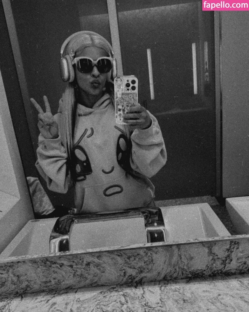 Zelina Vega Onlyfans Photo Gallery 