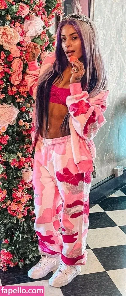 Zelina Vega Onlyfans Photo Gallery 