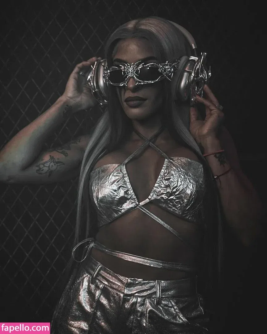 Zelina Vega Onlyfans Photo Gallery 