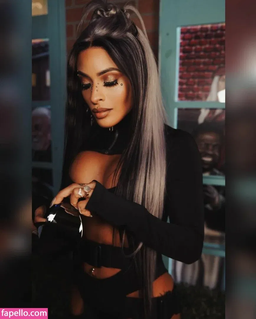 Zelina Vega Onlyfans Photo Gallery 