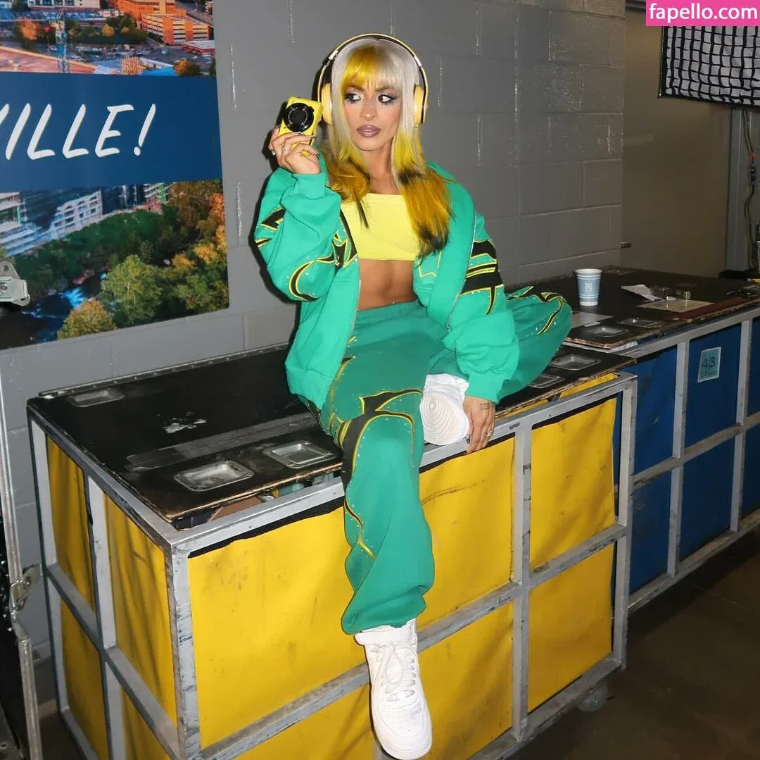 Zelina Vega Onlyfans Photo Gallery 