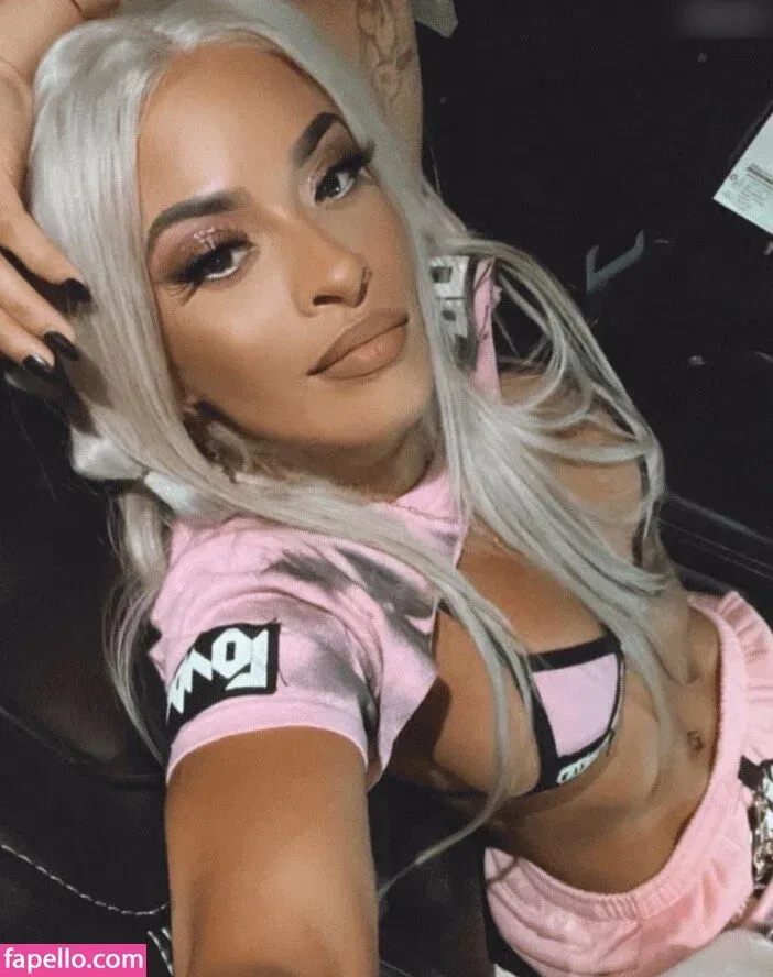 Zelina Vega Onlyfans Photo Gallery 