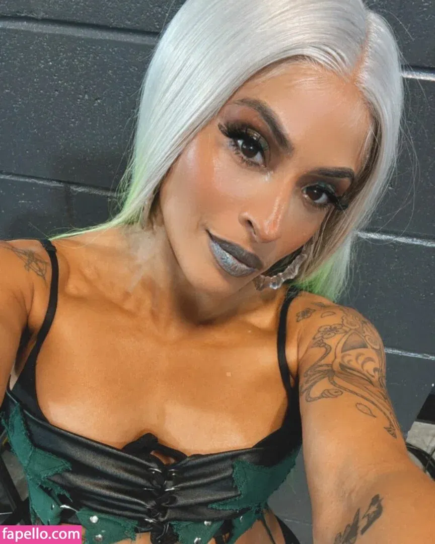 Zelina Vega Onlyfans Photo Gallery 
