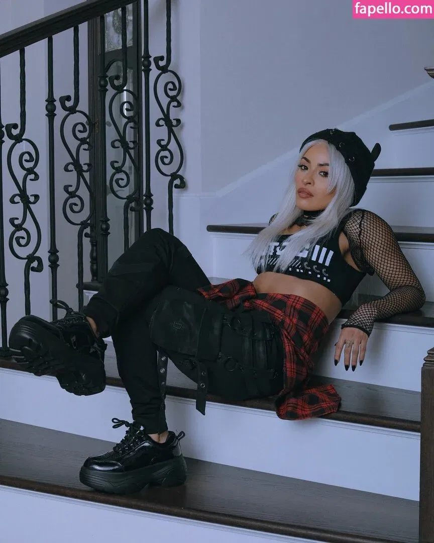 Zelina Vega Onlyfans Photo Gallery 