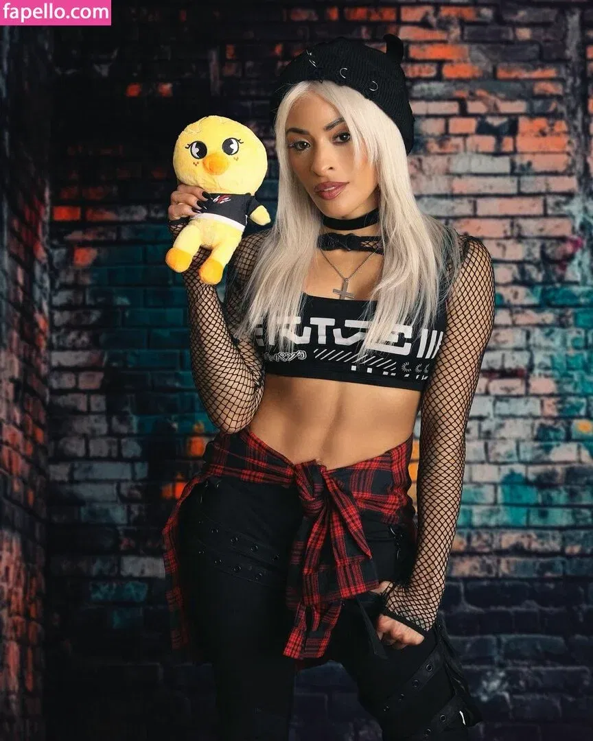 Zelina Vega Onlyfans Photo Gallery 