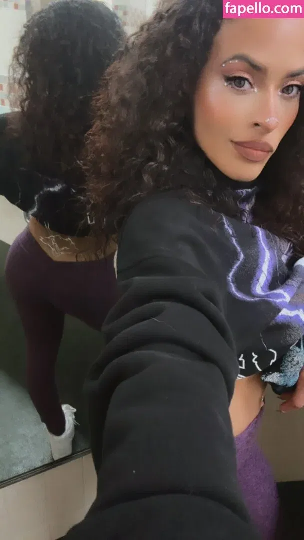 Zelina Vega Onlyfans Photo Gallery 