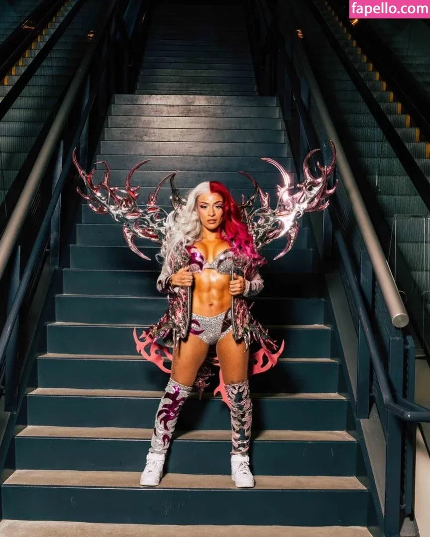 Zelina Vega Onlyfans Photo Gallery 