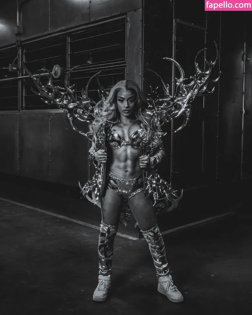 Zelina Vega Onlyfans Photo Gallery 