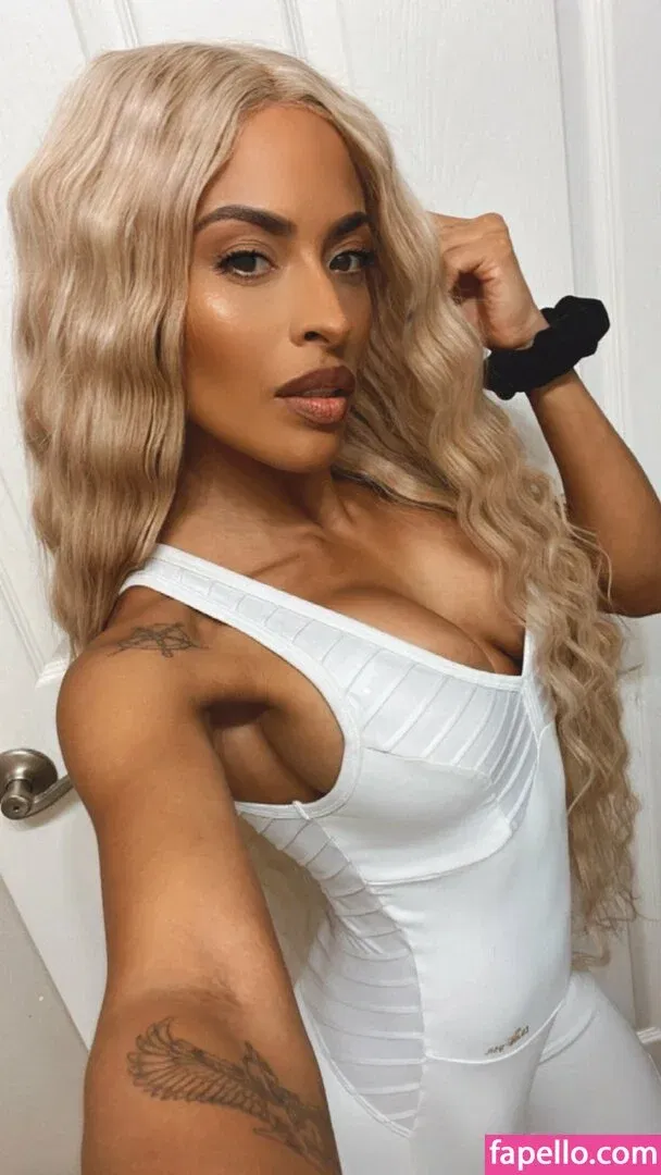 Zelina Vega Onlyfans Photo Gallery 