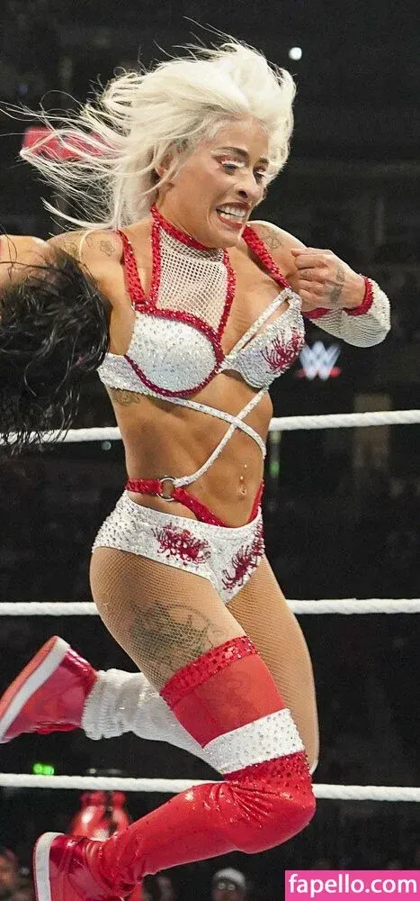 Zelina Vega Onlyfans Photo Gallery 