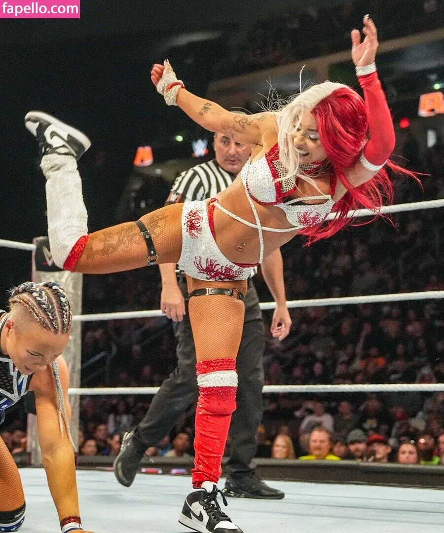 Zelina Vega Onlyfans Photo Gallery 