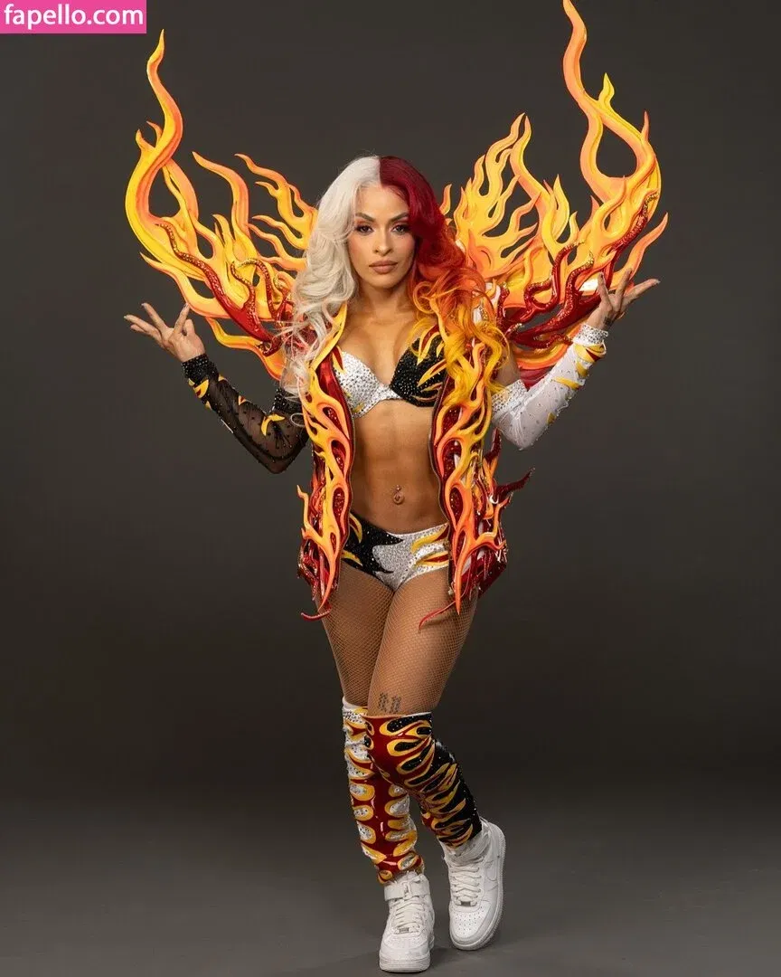 Zelina Vega Onlyfans Photo Gallery 