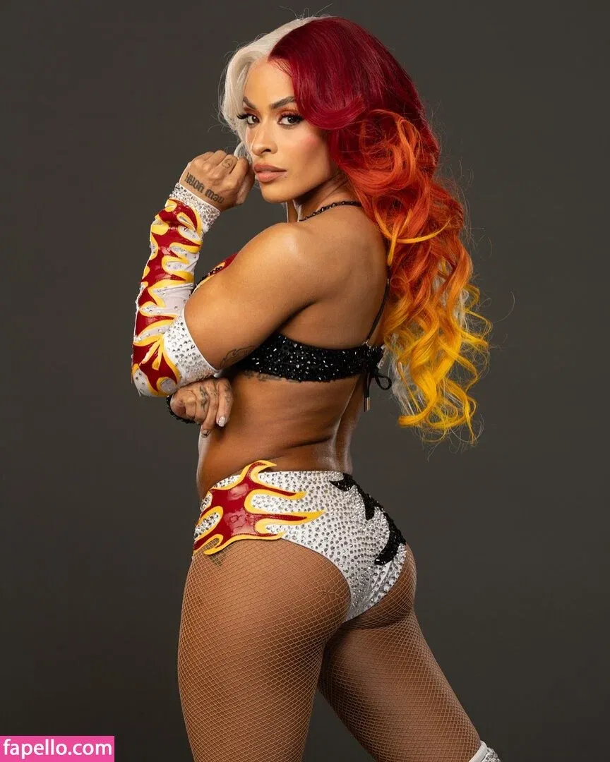 Zelina Vega Onlyfans Photo Gallery 