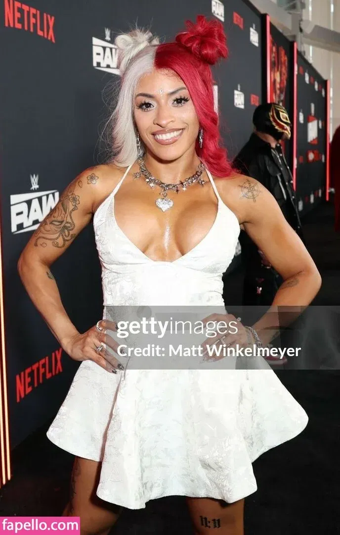 Zelina Vega Onlyfans Photo Gallery 