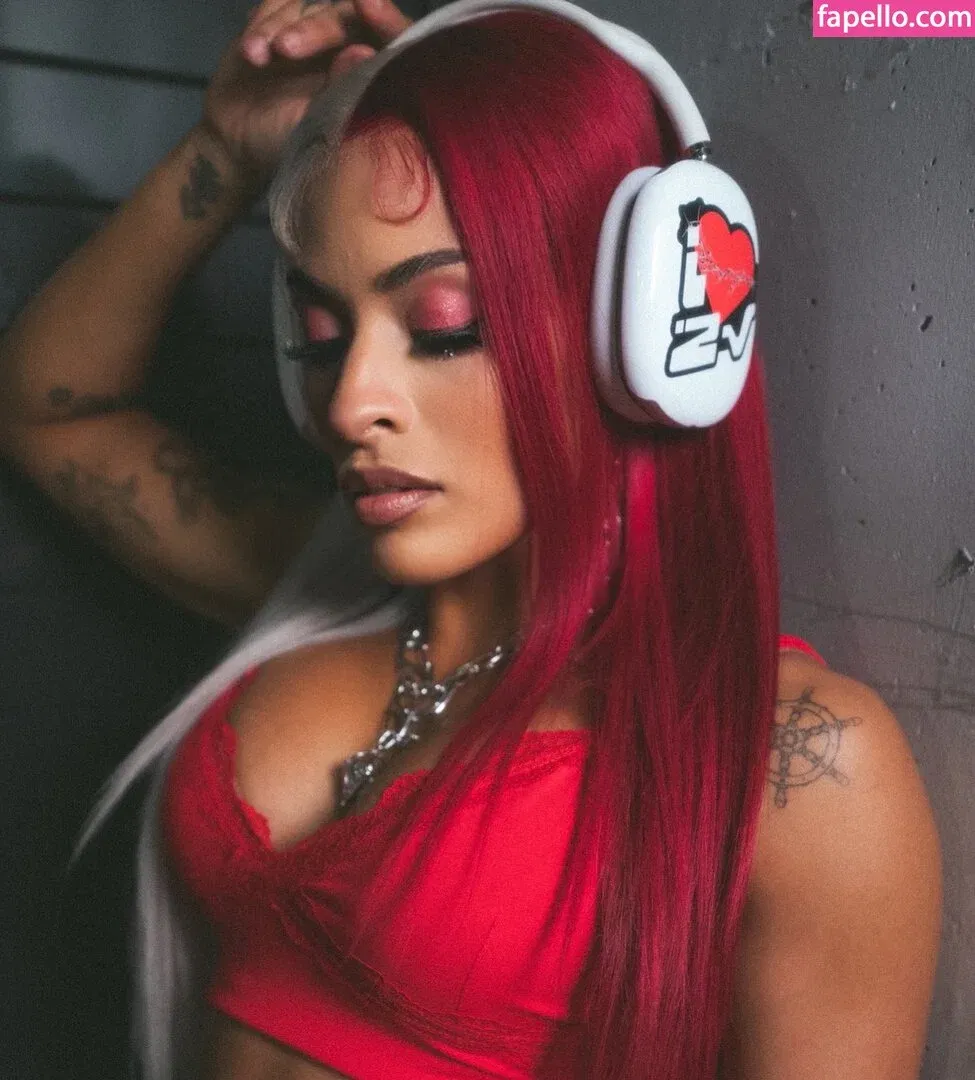 Zelina Vega Onlyfans Photo Gallery 