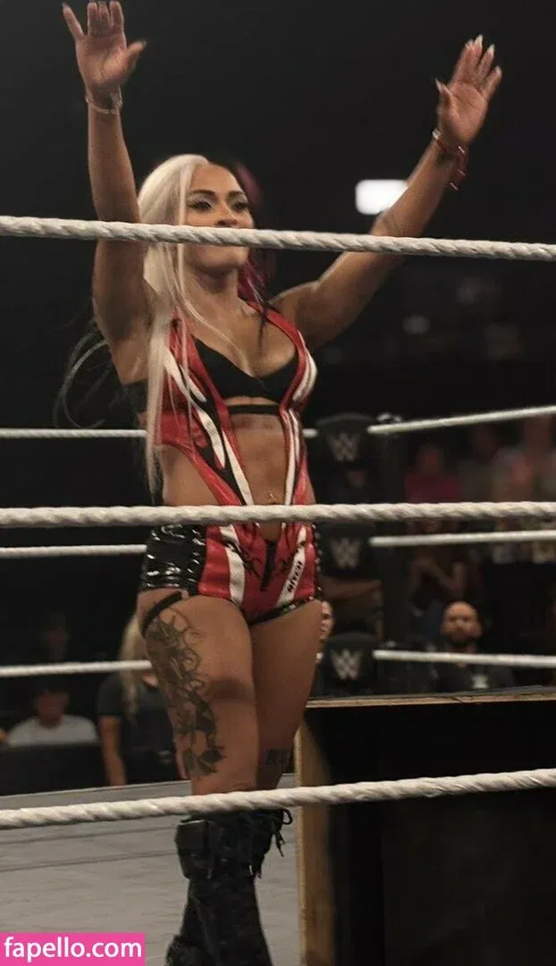 Zelina Vega Onlyfans Photo Gallery 