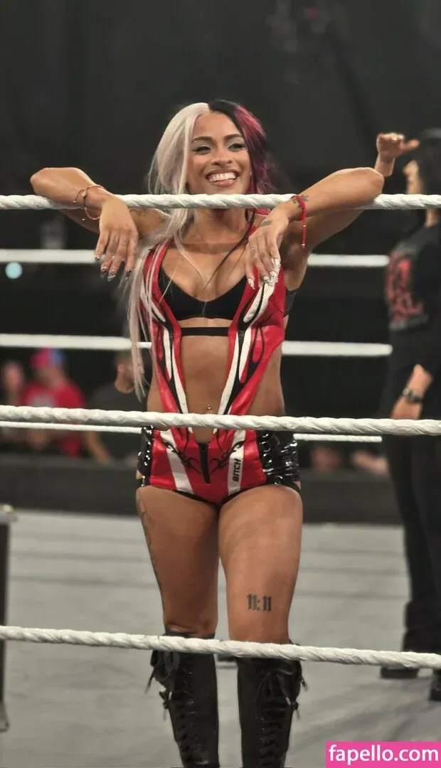 Zelina Vega Onlyfans Photo Gallery 