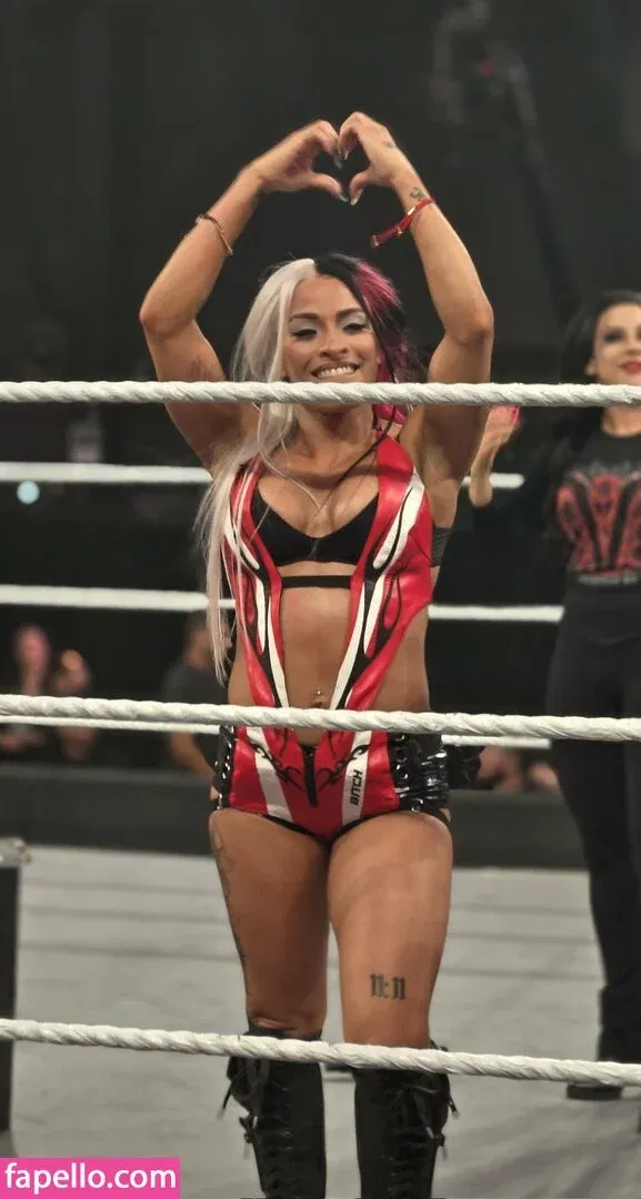 Zelina Vega Onlyfans Photo Gallery 