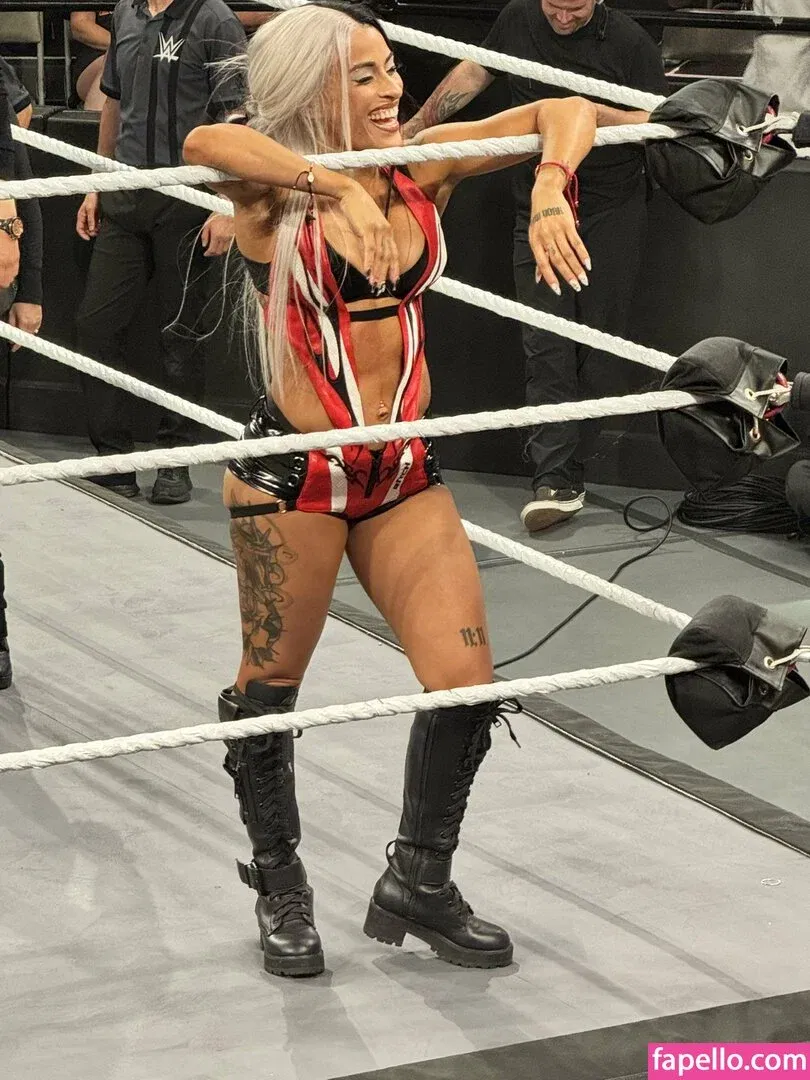 Zelina Vega Onlyfans Photo Gallery 