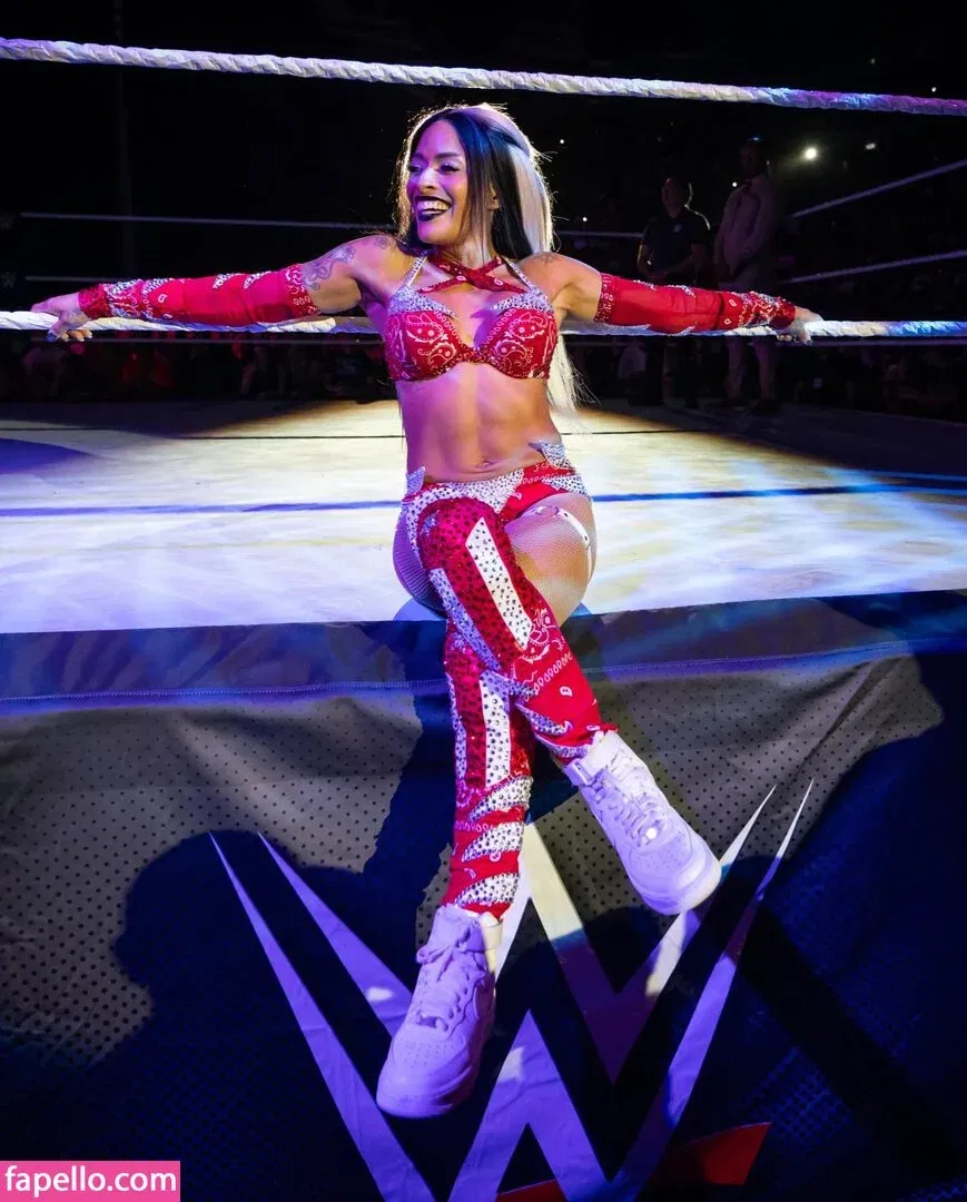 Zelina Vega Onlyfans Photo Gallery 