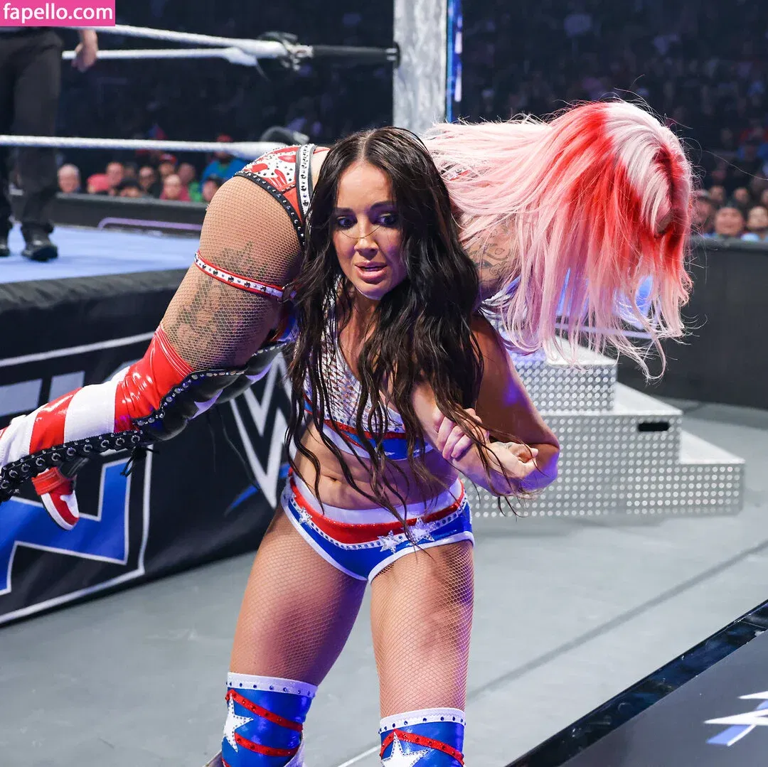 Zelina Vega Onlyfans Photo Gallery 