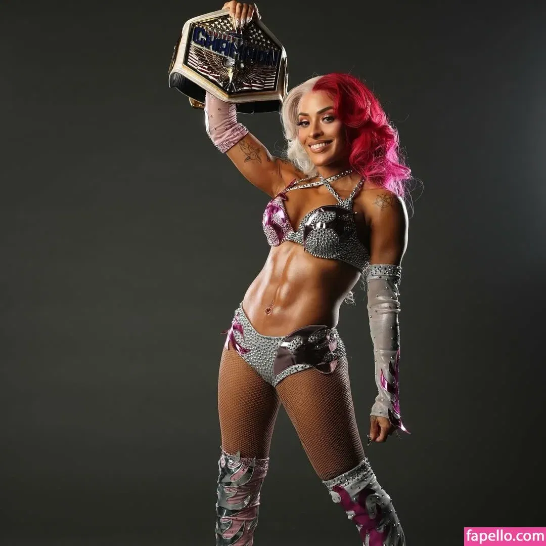 Zelina Vega Onlyfans Photo Gallery 