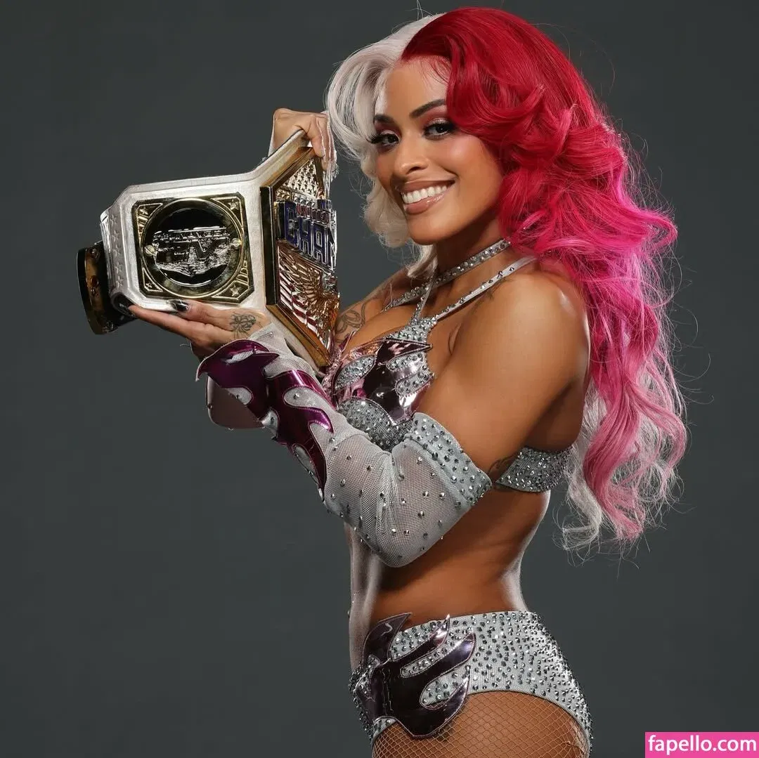 Zelina Vega Onlyfans Photo Gallery 