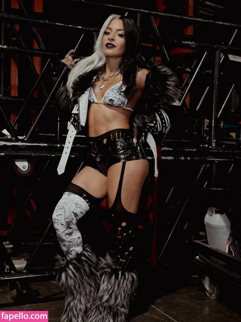 Zelina Vega Onlyfans Photo Gallery 