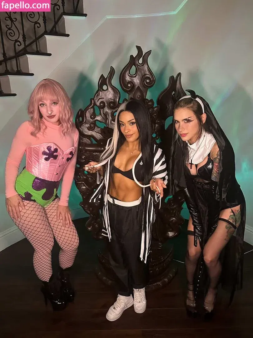 Zelina Vega Onlyfans Photo Gallery 