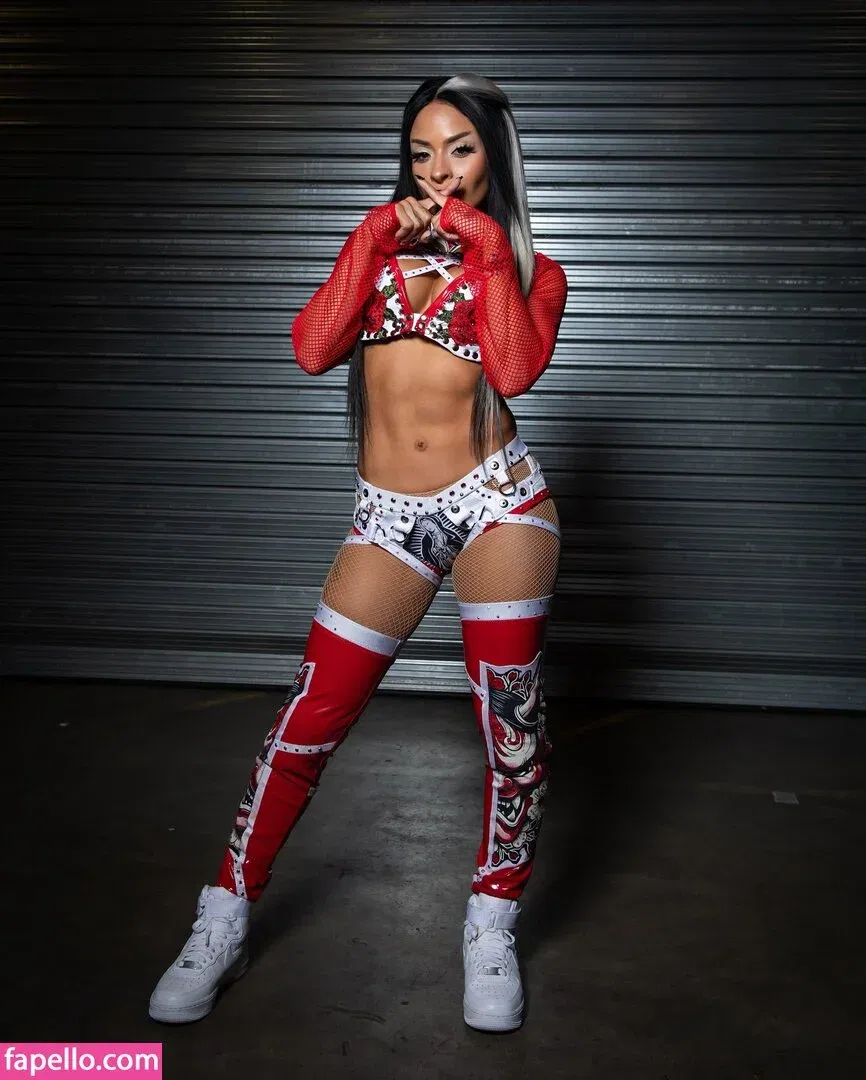 Zelina Vega Onlyfans Photo Gallery 